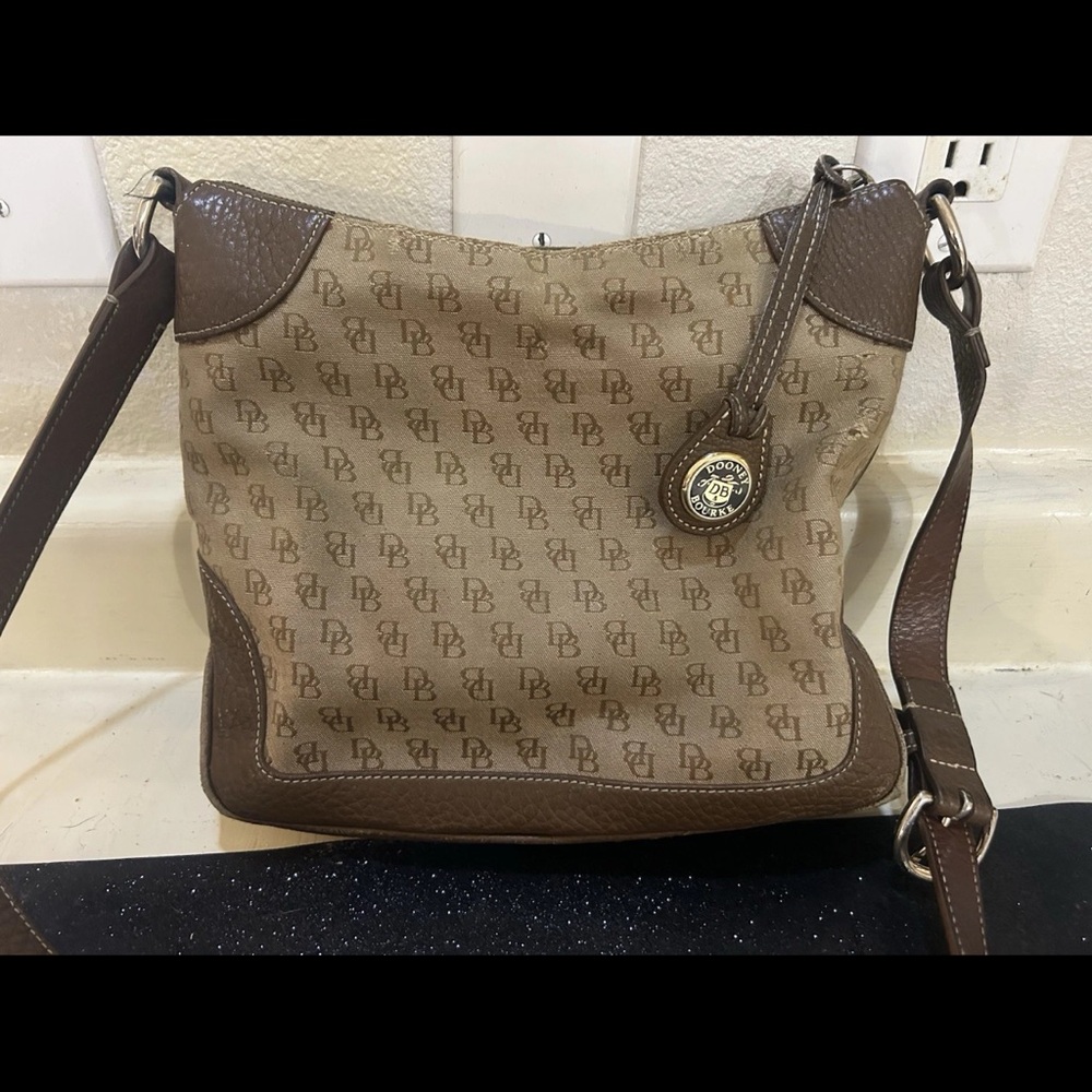 Dooney & Bourke Tan and Brown Monogram Shoulder Bag vintage/rare!
